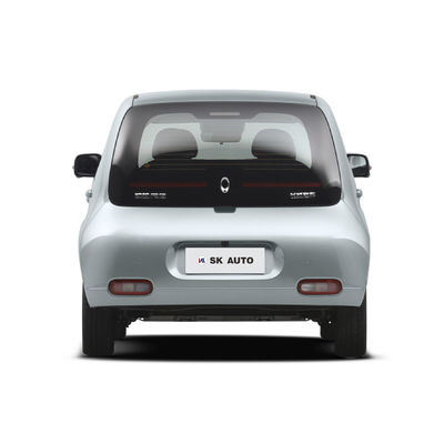 Ora White Cat 305km 401km รถเก๋งไฟฟ้า 5 ประตู 4 ที่นั่ง Hatchback สำหรับเด็กผู้หญิง