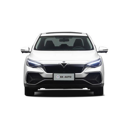 Long Cruising Range 420km รถยนต์ EV Dongfeng Venucia D60EV Long Cruising Range 420km EV Cars สำหรับครอบครัว