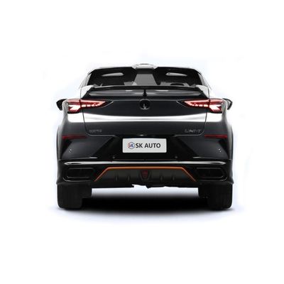 เรือธง Changan UNI-T 1.5T Compact SUV เครื่องยนต์เบนซิน ความเร็วสูงสุด 205KM/H คลัตช์คู่