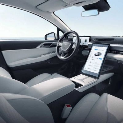 ในสต็อก Ev Car Xiaopeng P5 แบรนด์ใหม่ 0km รถยนต์พลังงาน 5 ที่นั่งรถยนต์สำหรับครอบครัว