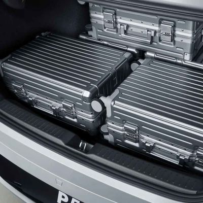 ในสต็อก Ev Car Xiaopeng P5 แบรนด์ใหม่ 0km รถยนต์พลังงาน 5 ที่นั่งรถยนต์สำหรับครอบครัว
