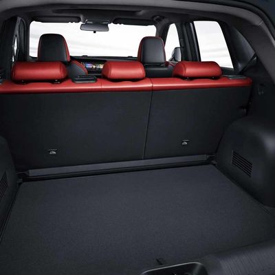 รถขับเคลื่อนด้วยน้ำมันพวงมาลัยซ้าย Changan CS35 Plus 1.6 GDI สำหรับครอบครัว