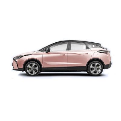 Geely Geometry M6 SUV ขนาดกลาง 150 กม. / ชม. 5 ประตู 5 ที่นั่งสำหรับการเดินทางของครอบครัว