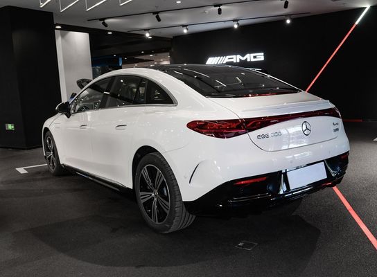 เมอร์ซีเดส EQE 4MATIC เซดานไฟฟ้า พร้อมแบตเตอรี่ลิธีอุตสาหกรรม 96.1 KWh และชาร์จเวลา 0.62 ชั่วโมง 255/45 R19