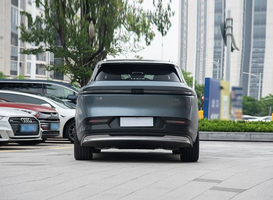 ระดับ SUV กลาง รุ่น SUV ไฟฟ้าเต็ม รุ่น Zeekr รุ่นใหม่ 7X Big Space 2024