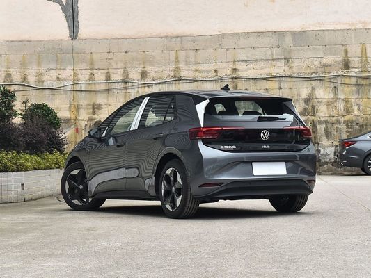 2025 Volkswagen EV ID4 รุ่นใหม่ ความจุแบตเตอรี่ 53.6 KWh รถไฟฟ้าพร้อมหลังคาแดงสําหรับผลงานที่ยั่งยืน