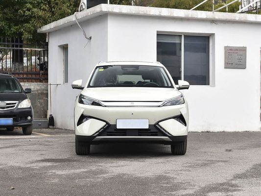 150kW BYD รถไฟฟ้า Samrt ขับรถ 2025 รุ่นใหม่ Yuan Plus รถชาร์จเร็ว EV พื้นที่ใหญ่สําหรับครอบครัวด้วยหลังคาแดด