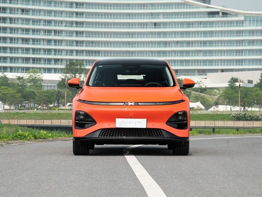 2025 แรง Xpeng G6 ด้วยความจุแบตเตอรี่ 68.5/80.8 KWh และเวลาชาร์จเร็ว 0.2 ชั่วโมง