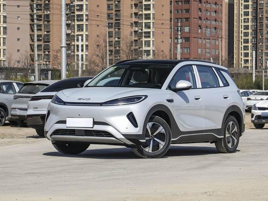 หน้าจอสัมผัส ลักษณะภายใน รุ่น 2025 BYD รถ EV พร้อมหลังคาแดด และพลังงานแบตเตอรี่ 60.9kWh ชาร์จเร็ว รถไฟฟ้า ขายร้อน