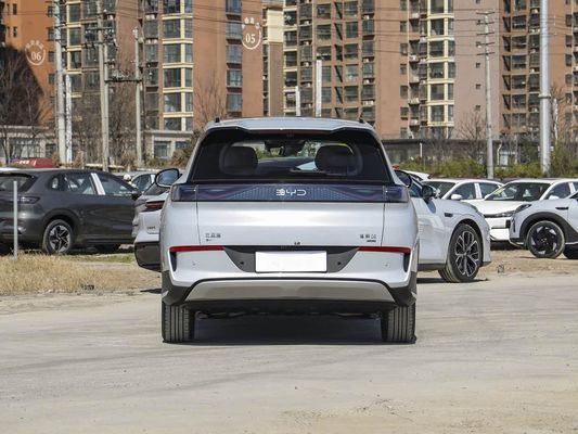 หน้าจอสัมผัส ลักษณะภายใน รุ่น 2025 BYD รถ EV พร้อมหลังคาแดด และพลังงานแบตเตอรี่ 60.9kWh ชาร์จเร็ว รถไฟฟ้า ขายร้อน