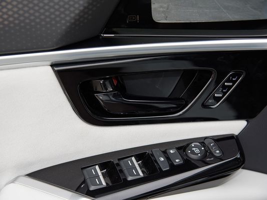 350kW มอเตอร์ พลังงาน รถยนต์ SUV ไฟฟ้าครบถ้วน ฮอนด้า เอส 7 ระยะยาว 650 กิโลเมตร รถชาร์จเร็ว EV ขายร้อนใหม่ พร้อมหลังคาแดงสําหรับครอบครัว