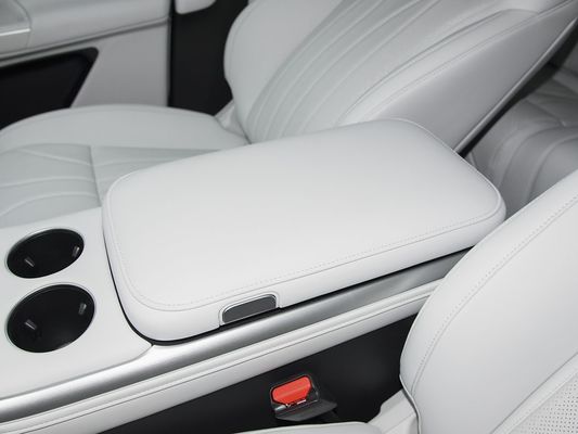 2025 Xpeng G9 รถยนต์ SUV ไฟฟ้าครบถ้วน ขนาดแบตเตอรี่ 93.1kWh ความจุ 423kW แรงมอเตอร์สูงสุด 680km ระยะทางยาวและชาร์จเร็วด้วยหลังคาแดด