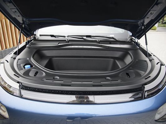 2025 Xpeng G9 รถยนต์ SUV ไฟฟ้าครบถ้วน ขนาดแบตเตอรี่ 93.1kWh ความจุ 423kW แรงมอเตอร์สูงสุด 680km ระยะทางยาวและชาร์จเร็วด้วยหลังคาแดด