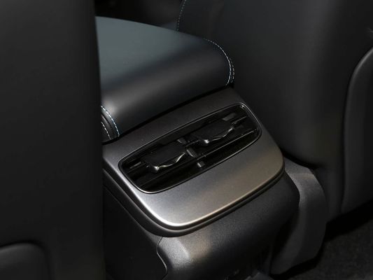2025 BYD EV Car Seal AWD Performance ระยะทางไกล 600KM รถไฟฟ้าชาร์จเร็ว รถไฟฟ้าสี่ล้อ