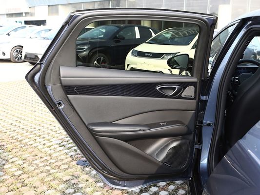2025 BYD EV Car Seal AWD Performance ระยะทางไกล 600KM รถไฟฟ้าชาร์จเร็ว รถไฟฟ้าสี่ล้อ
