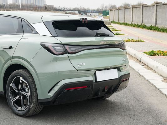 2025 BYD รถยนต์ไฟฟ้า ป้าย 06GT เวลาชาร์จเร็ว 0.33 ชม. และผลงาน ระยะทางยาว 550 กม. แบตเตอรี่ขนาดใหญ่พร้อมหลังคาแดงสําหรับครอบครัว