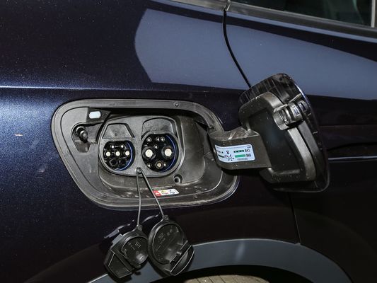 2025 VW ID4 รุ่นใหม่ โปรโมชั่นดีที่สุด รถไฟฟ้า ขายร้อน EV Volkswagon ระยะทาง 601 กิโลเมตร และเวลาชาร์จเร็ว 0.67 ชั่วโมง